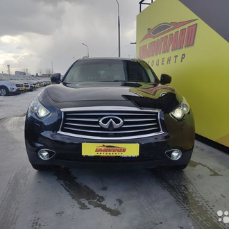 Infiniti QX70, 2013