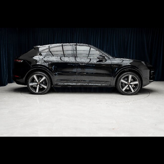 Porsche Cayenne Coupe E-Hybrid, 2025