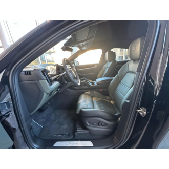 Porsche Cayenne Coupe MY25, 2025
