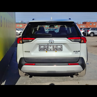 TOYOTA RAV4 2025