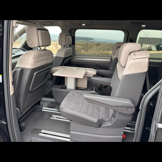 Volkswagen T7 Multivan 2.0 TSI Style 2025