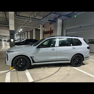 BMW x7 m60i, 2024