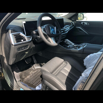 BMW X6 40d, 2025