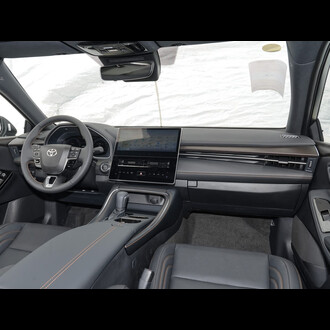 Toyota Avalon 2024 Гибрид 2.0L Премиум-версия