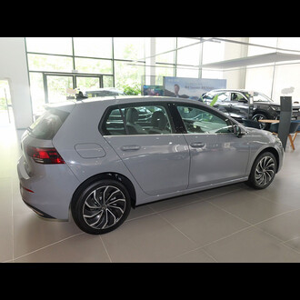 Volkswagen Golf 2024 300TSI R-Line