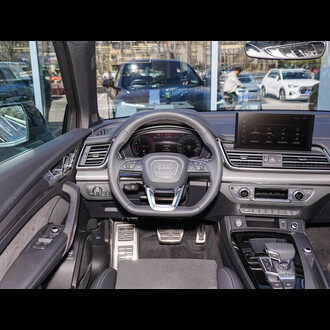 Audi Q5L Sportback 2025 quattro 45th Anniversary Collection