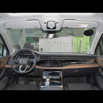 Audi Q7 2024 модель 45 TFSI quattro S line премиум-класса
