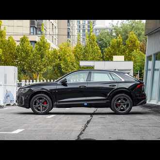Audi Q8 2024 model 55 TFSI luxury dynamic type