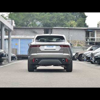 Jaguar E-PACE 2024 Молодежная спортивная версия R-DYNAMIC