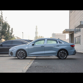 Audi 2025 A3L Limousine 35TFSI Flying Spur Premium Edition + Luxury Package