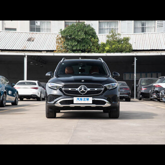 Mercedes-Benz GLC 300 Dynamic 5 seaters