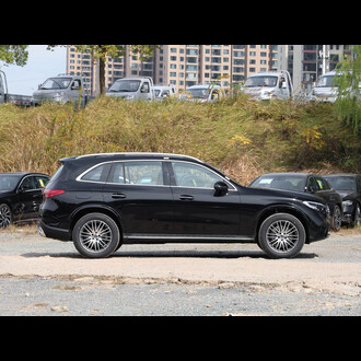 Mercedes-Benz GLC 300 Dynamic 5 seaters