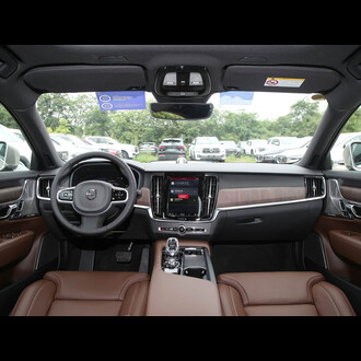 Volvo S90 2025 B5 Smart Luxury Edition