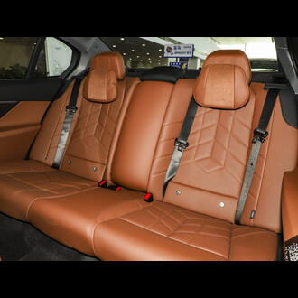 BMW 530i xDrive M sports suit, 2025