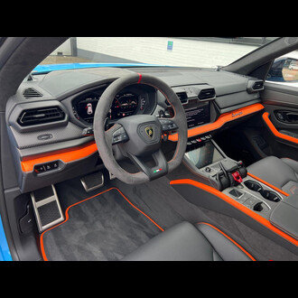 Lamborghini Urus SE 2025