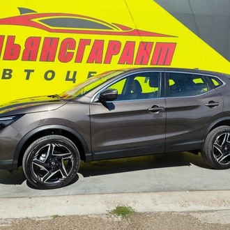 Nissan Qashqai 2.0 CVT, 2025