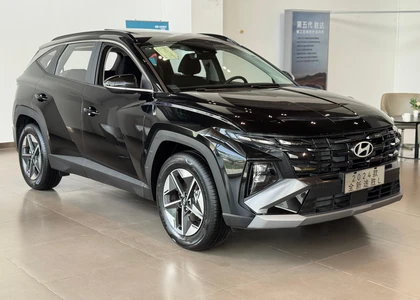Hyundai Tucson 1.5 AT, 2025г