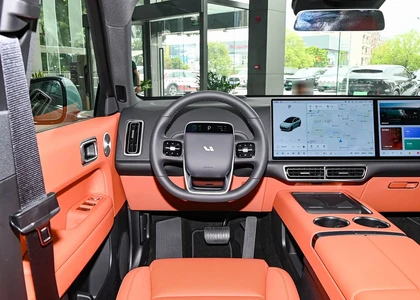 LiXiang L6 Max, 2025