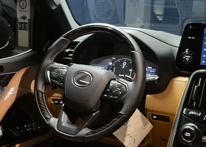 Lexus LX 2025г