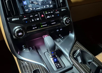 Lexus LX 2025г