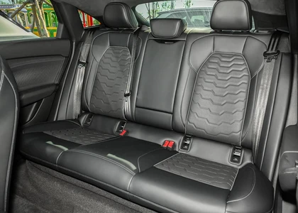 AUDI Q6 2025г