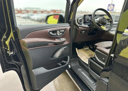 Mercedes-Benz V-класс 2025г