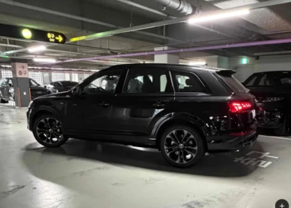 AUDI Q7 50 TDI S line quattro , 2026г.