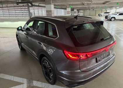 Volkswagen Touareg 2026г