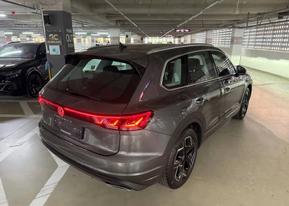 Volkswagen Touareg 2026г