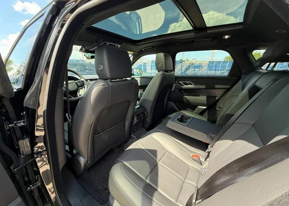 Land Rover Range Rover Velar 2025г